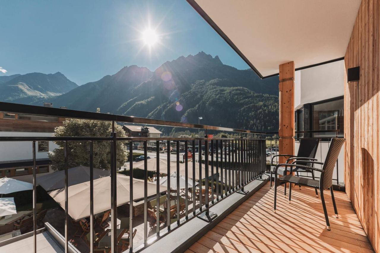 Peppone Apartment *