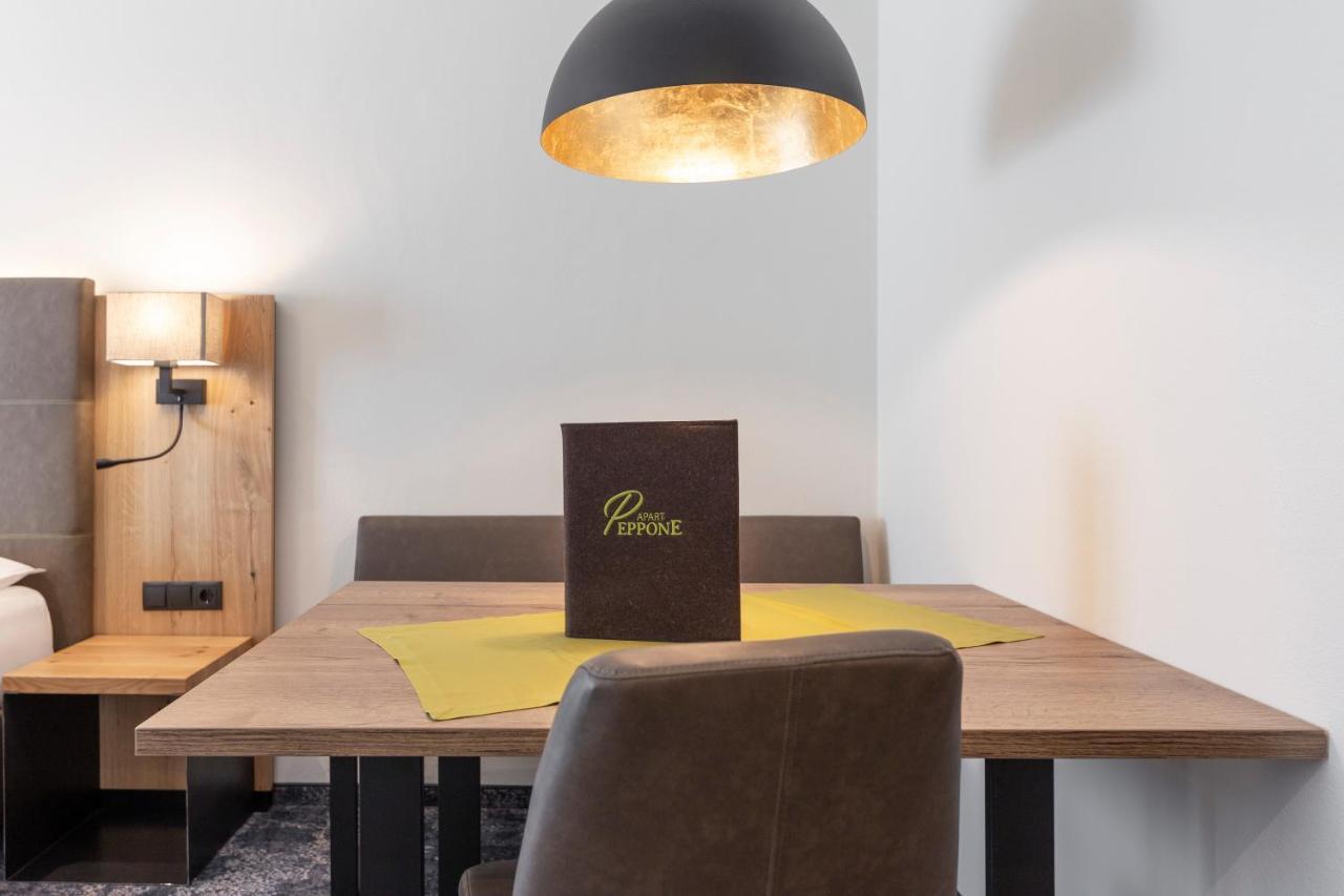Peppone Apartament *
